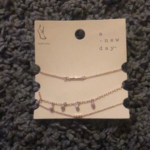 A new day Anklet bracelets never ever worn